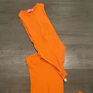 Nice Two Piece Pants Set…